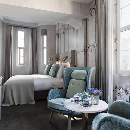 เฟเบิล โอ๊คแลนด์ เอ็มแกลเลอรี Hotel ภายนอก รูปภาพ A bedroom at the hotel