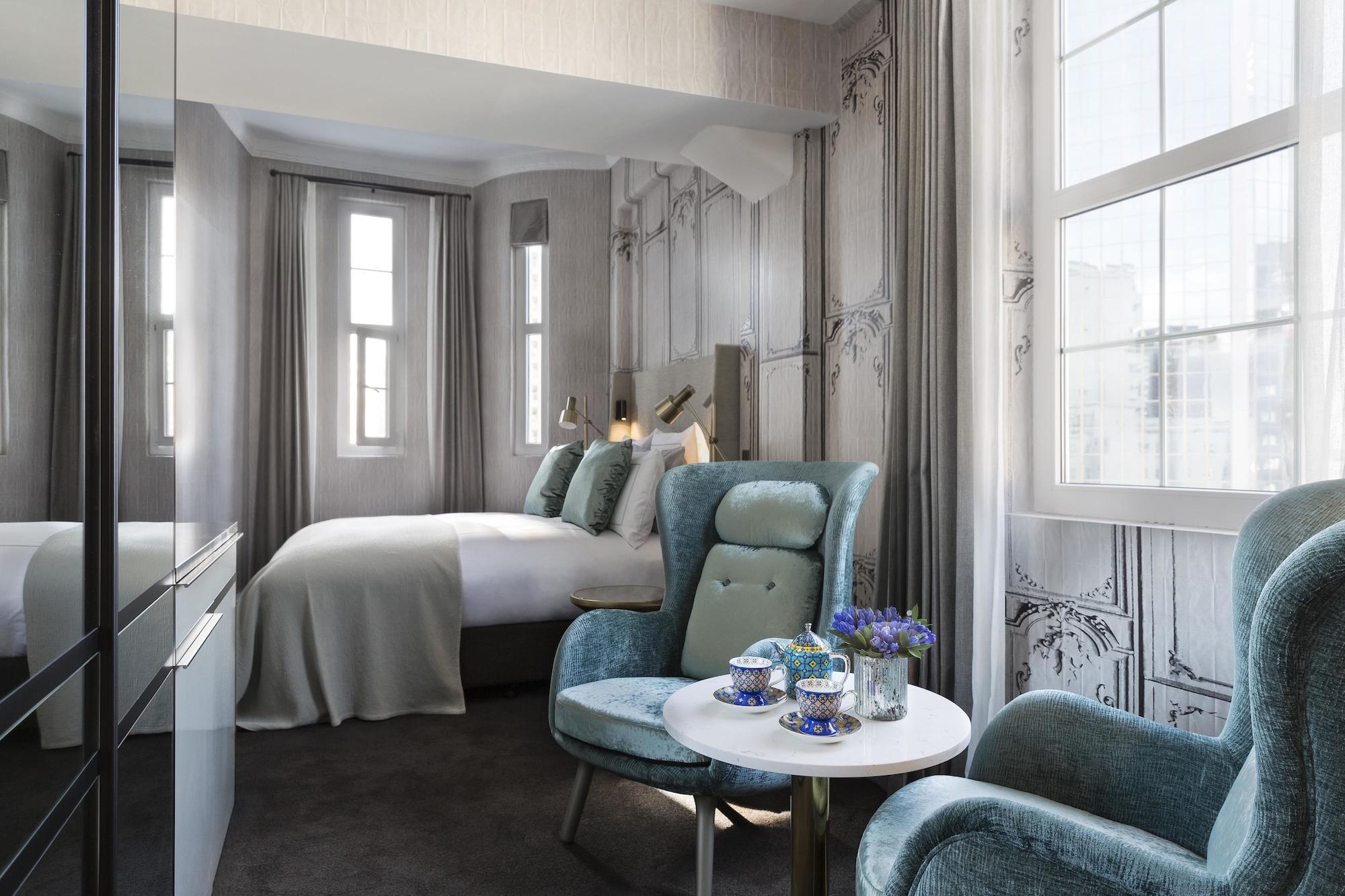 เฟเบิล โอ๊คแลนด์ เอ็มแกลเลอรี Hotel ภายนอก รูปภาพ A bedroom at the hotel