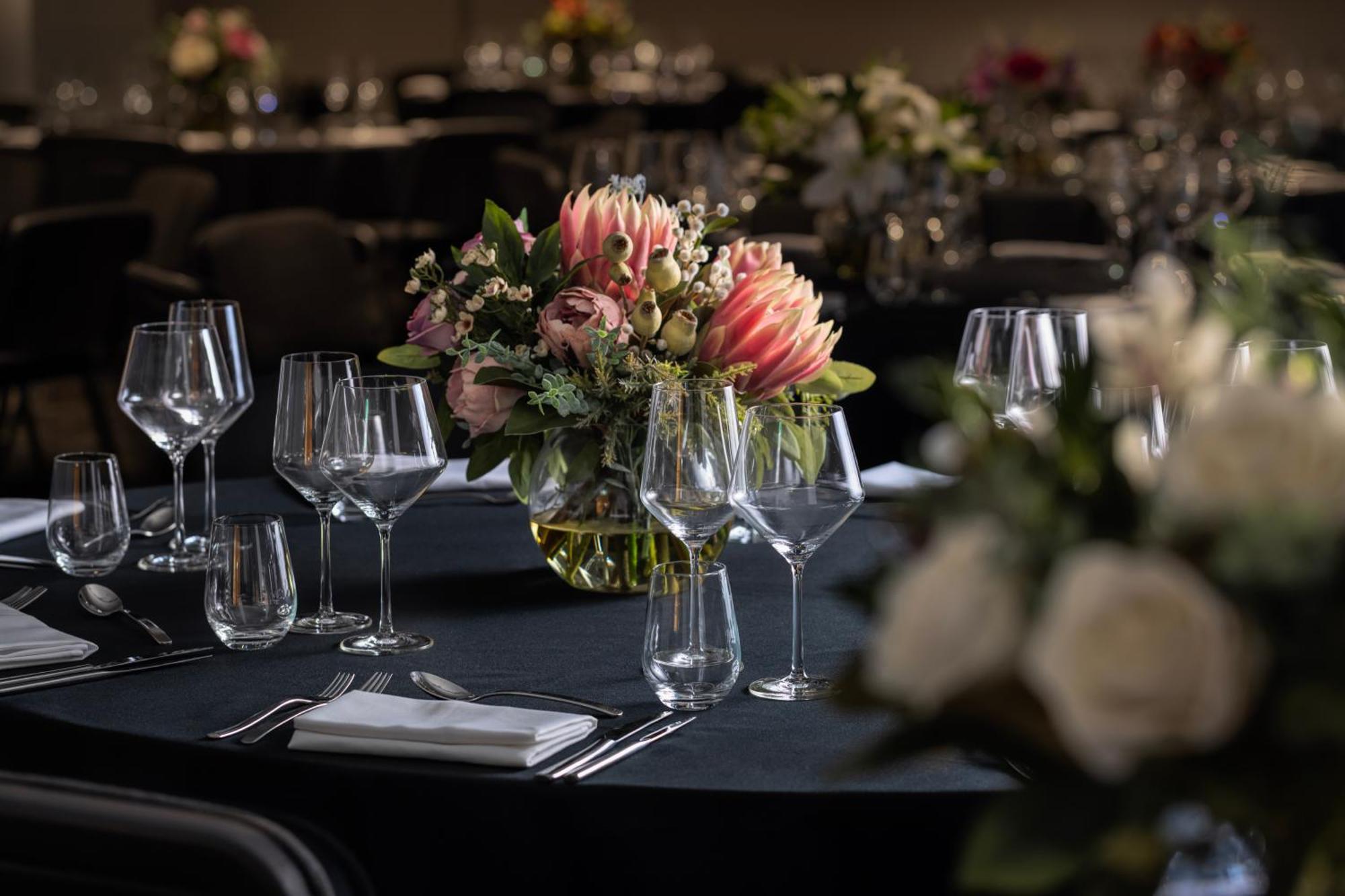 เฟเบิล โอ๊คแลนด์ เอ็มแกลเลอรี Hotel ภายนอก รูปภาพ The 2019 Awards Dinner
