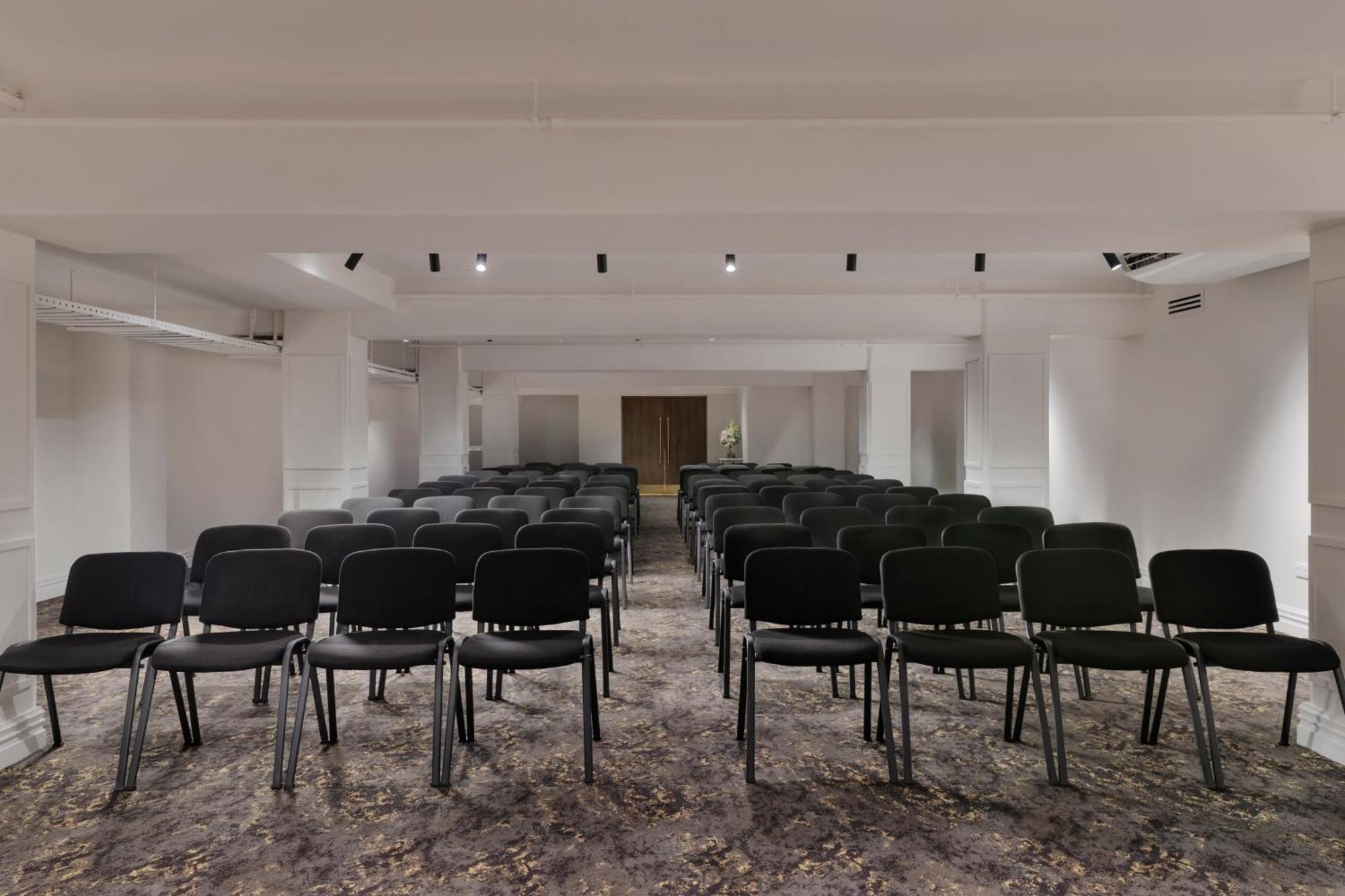 เฟเบิล โอ๊คแลนด์ เอ็มแกลเลอรี Hotel ภายนอก รูปภาพ The main conference room