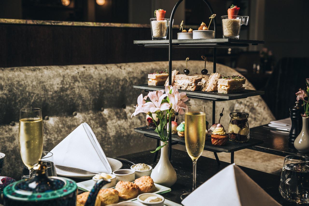 เฟเบิล โอ๊คแลนด์ เอ็มแกลเลอรี Hotel ภายนอก รูปภาพ Afternoon tea at the InterContinental Sydney